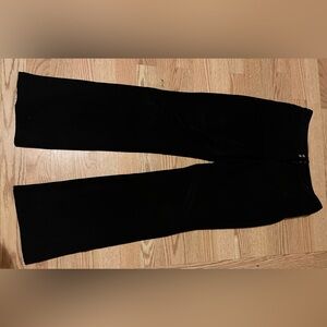 Elie Tahari Classic Black Trousers